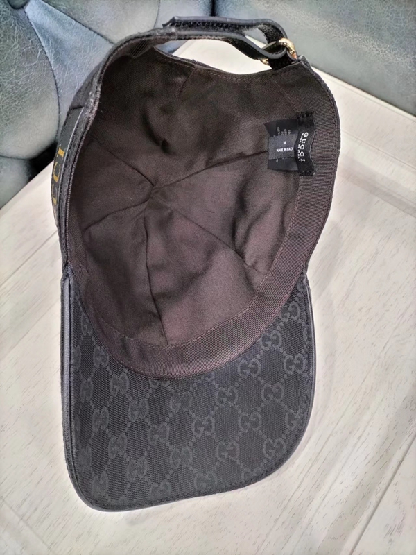 ブランド帽子側面デザイン